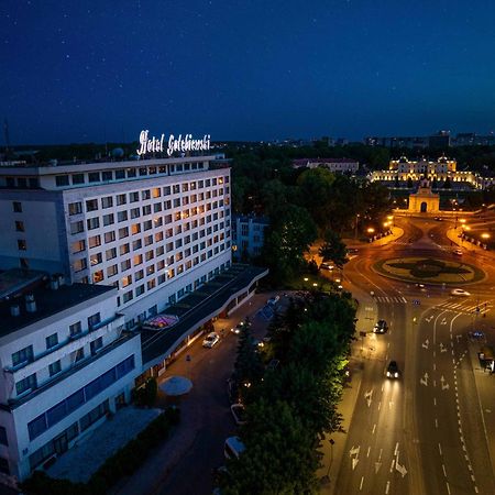 Hotel Golebiewski ビャウィストク エクステリア 写真