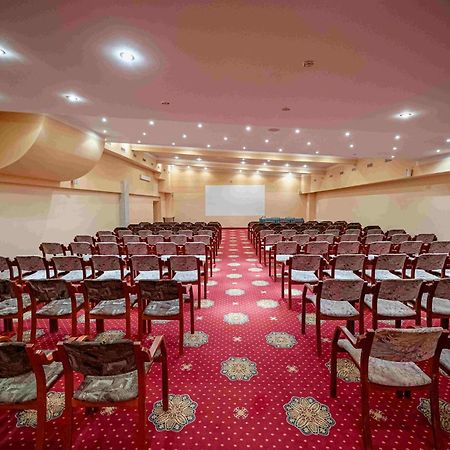 Hotel Golebiewski ビャウィストク エクステリア 写真